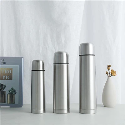 Ruostumattomasta teräksestä valmistettu termospullo Vacuum Thermocafe